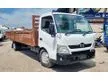 Used HINO WU710 WOODEN CARGO 21FT UBS #5333 LORRY 5000KG - KAWAN - Cars for sale