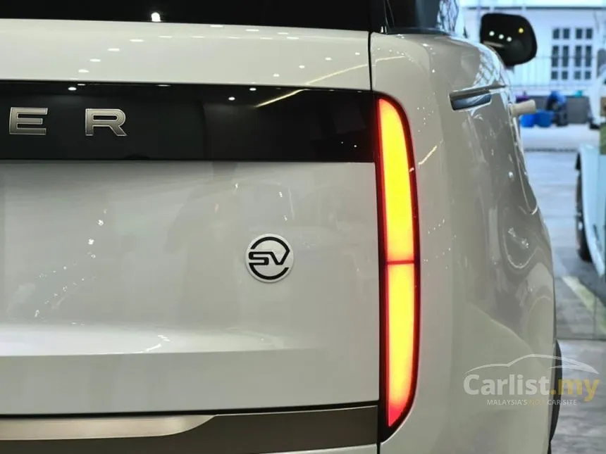 2023 Land Rover Range Rover P530 SV LWB SUV
