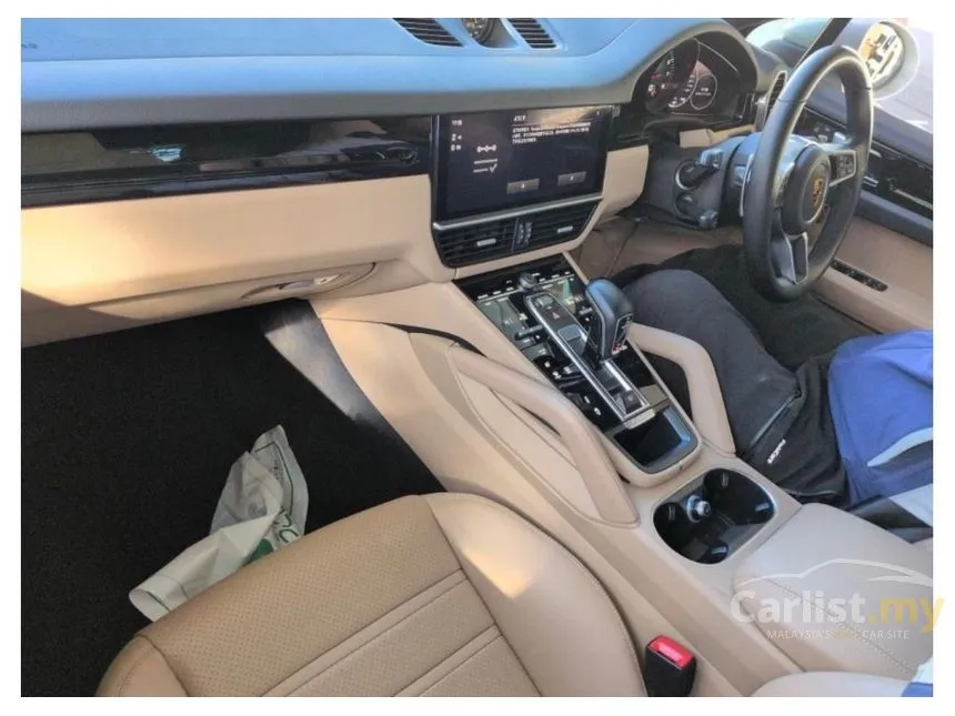 2022 Porsche Cayenne SUV