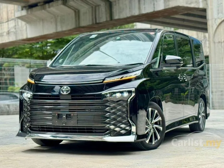 2022 Toyota Voxy S-Z MPV