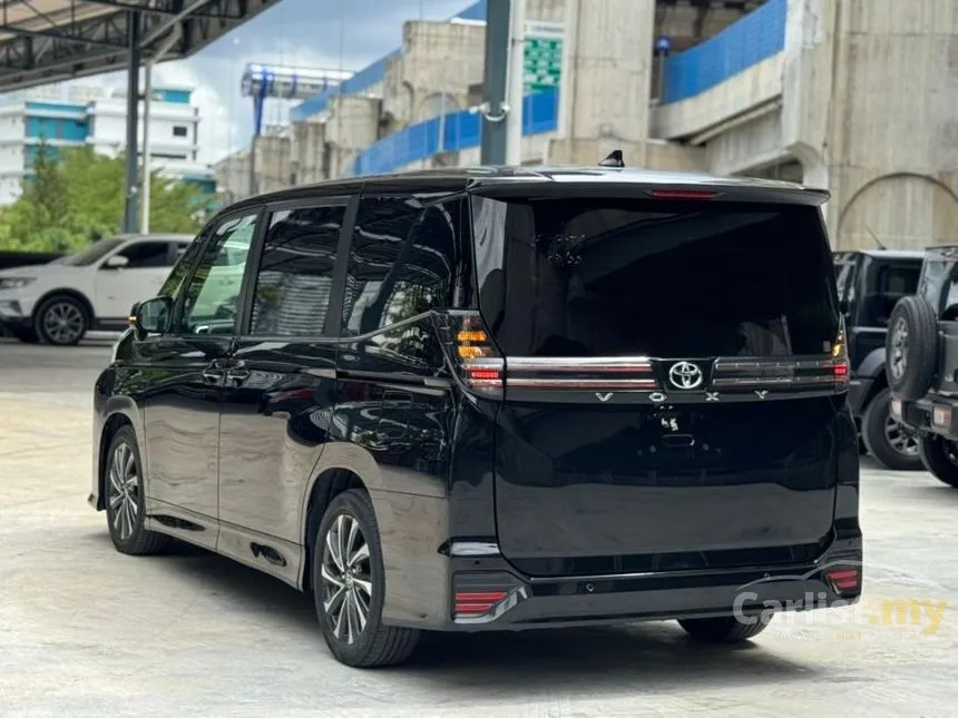 2022 Toyota Voxy S-Z MPV