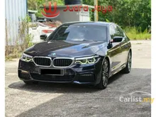 2019 BMW 530i 2.0 M Sport Sedan MOST CHEAPEST IN JB (Fast Loan Approval , No Hidden Fee )