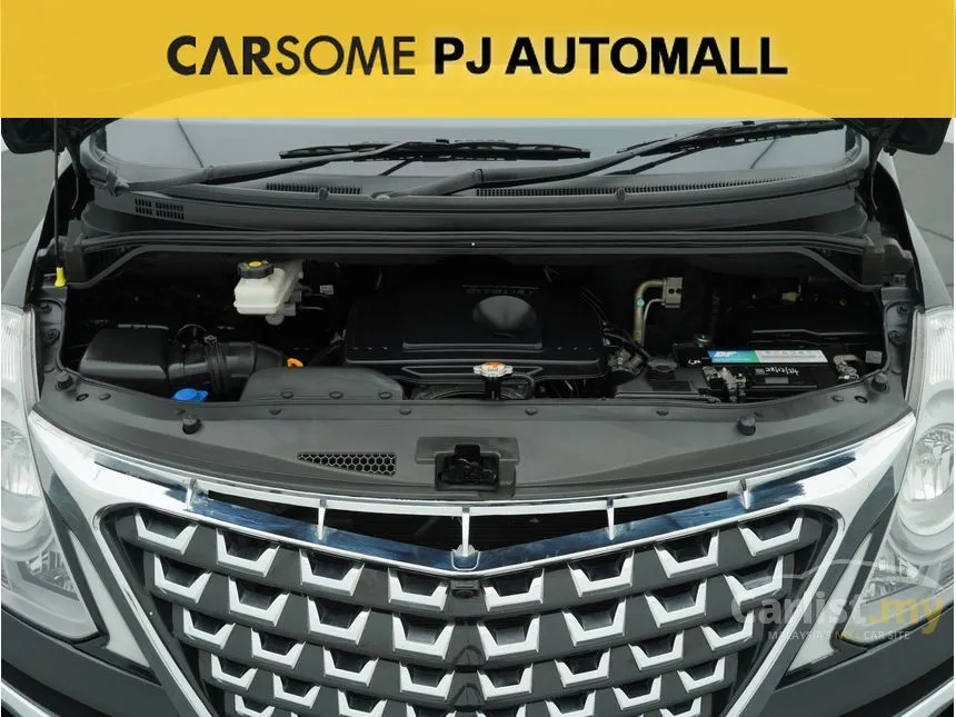 2018 Hyundai Grand Starex Royale MPV