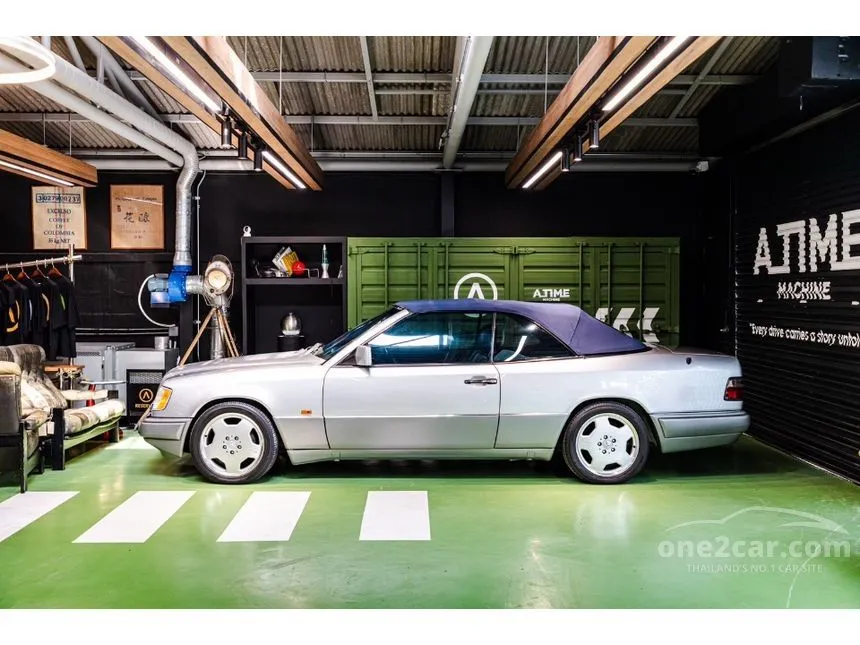 1995 Mercedes-Benz E220 Convertible