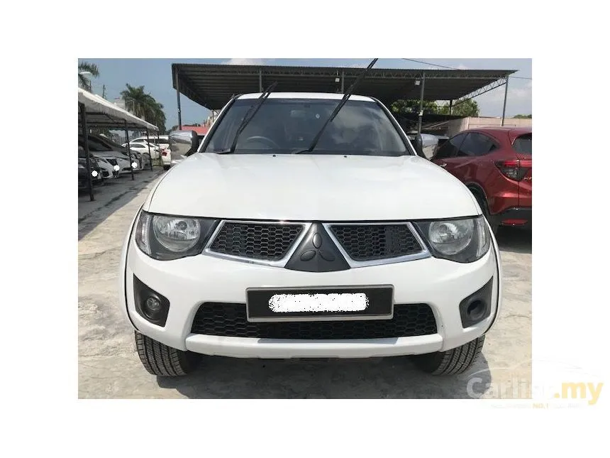 2012 Mitsubishi Triton Dual Cab 4X4 Pickup