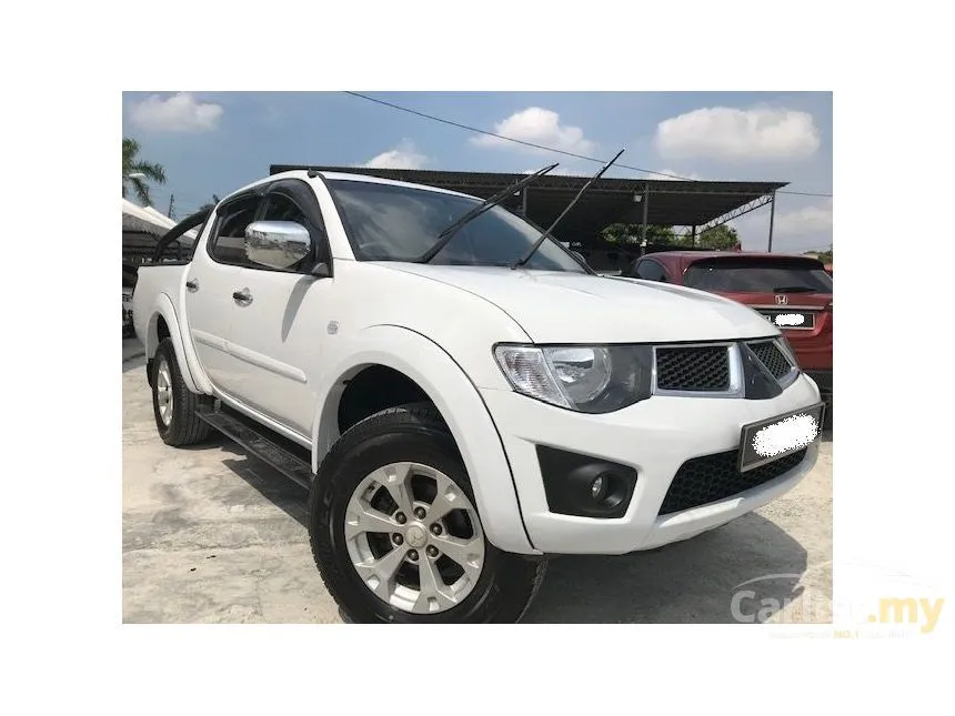 2012 Mitsubishi Triton Dual Cab 4X4 Pickup