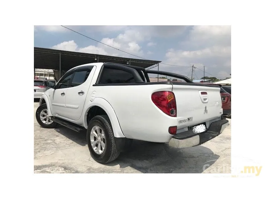 2012 Mitsubishi Triton Dual Cab 4X4 Pickup