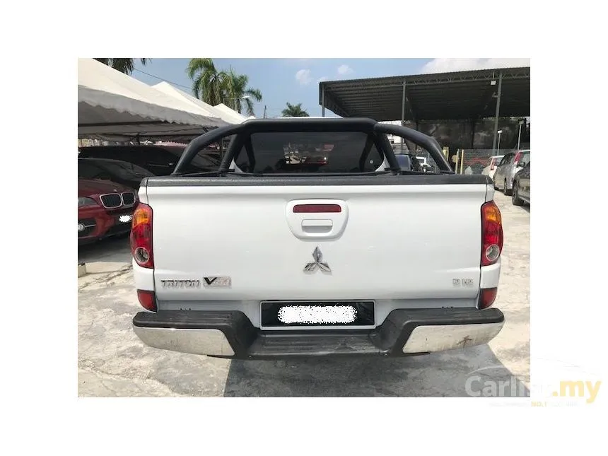 2012 Mitsubishi Triton Dual Cab 4X4 Pickup