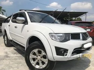 2012 Mitsubishi Triton 2.5 Dual Cab 4X4 Pickup