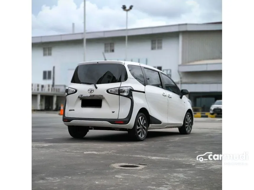 2016 Toyota Sienta V MPV