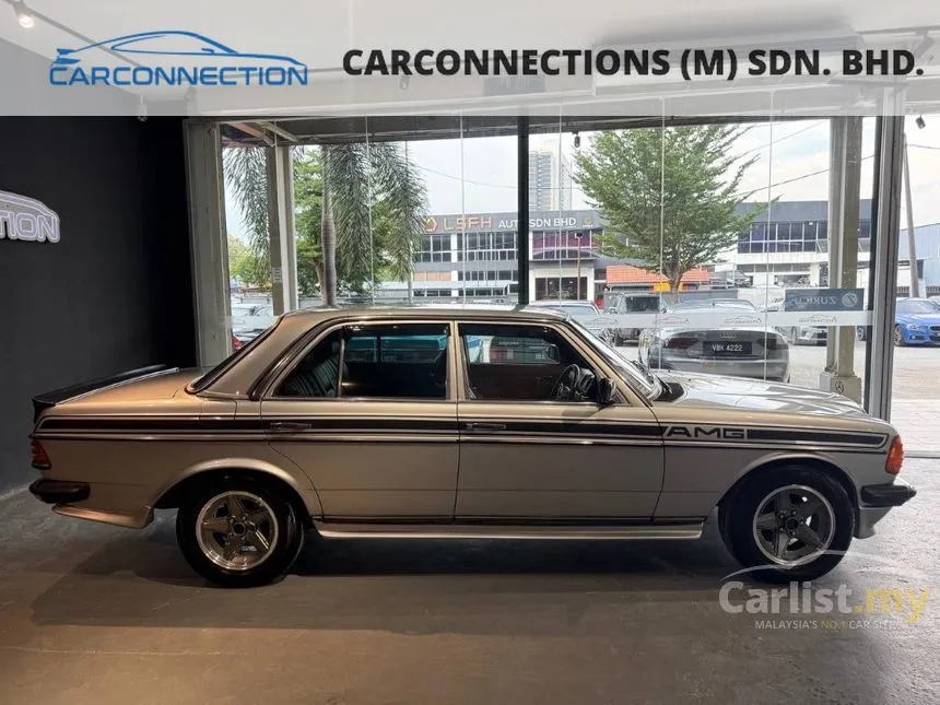 1984 Mercedes-Benz 230E Sedan