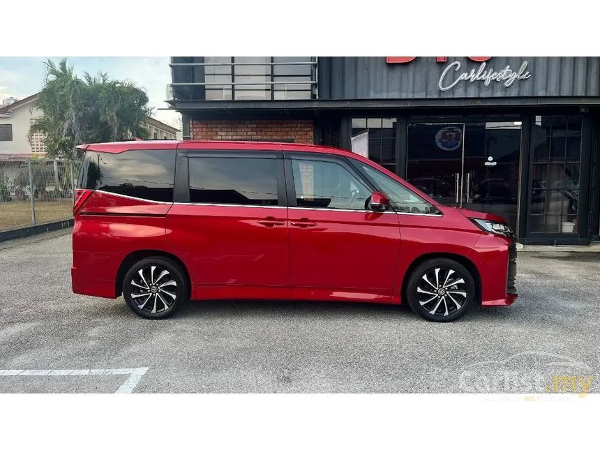 2022 Toyota Noah S-Z MPV