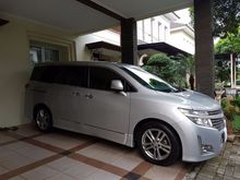 2012 Nissan Elgrand 3.5 Highway Star MPV