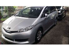 2013 Toyota Wish 1.8 X/TAX HOLIDAY OFFER/DON'T MISS OUT THIS TIME