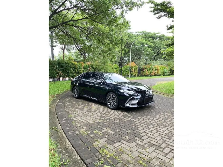Jual Mobil Toyota Camry 2022 V 2.5 di DKI Jakarta Automatic Sedan Hitam Rp 555.000.000