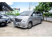 2016 Hyundai H-1 2.5 (ปี 08-17) Deluxe Van