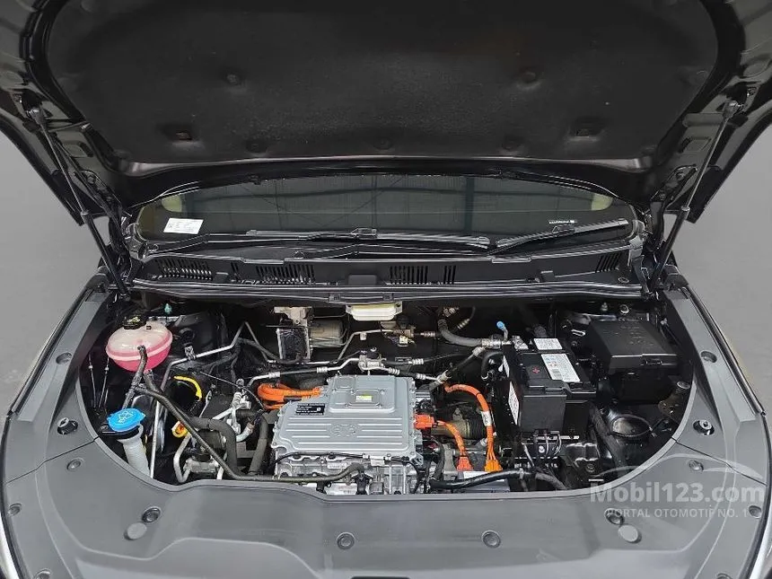 2024 BYD M6 Superior 7 Seater MPV
