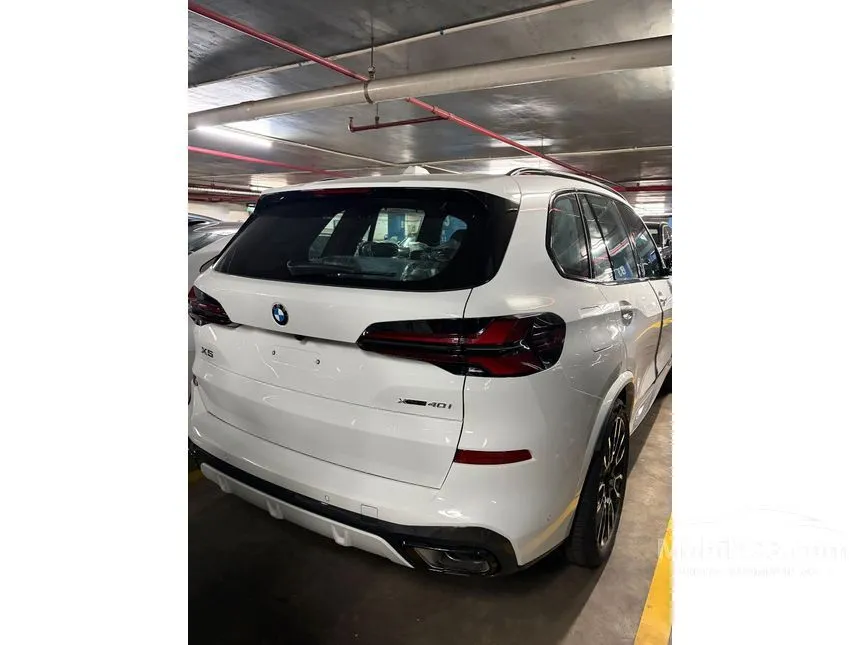 2025 BMW X5 xDrive40i M Sport SUV