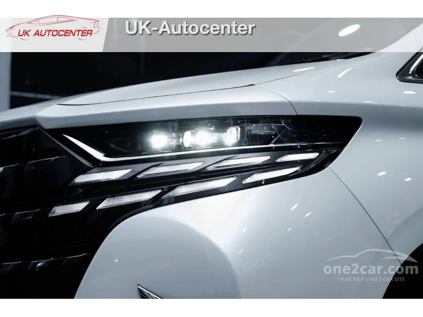 2026 Toyota ALPHARD HEV Luxury Van