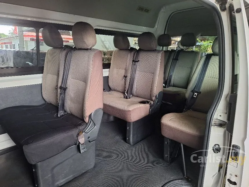 2017 Foton View C2 High Roof Window Van