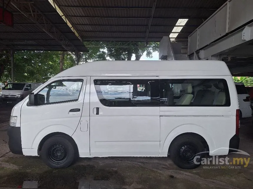 2017 Foton View C2 High Roof Window Van