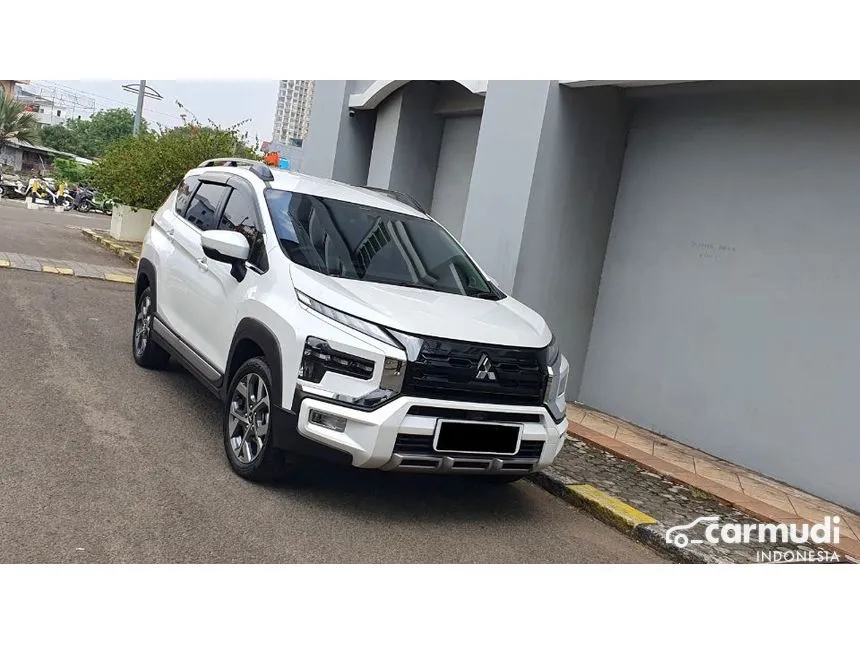2023 Mitsubishi Xpander Cross Premium MPV