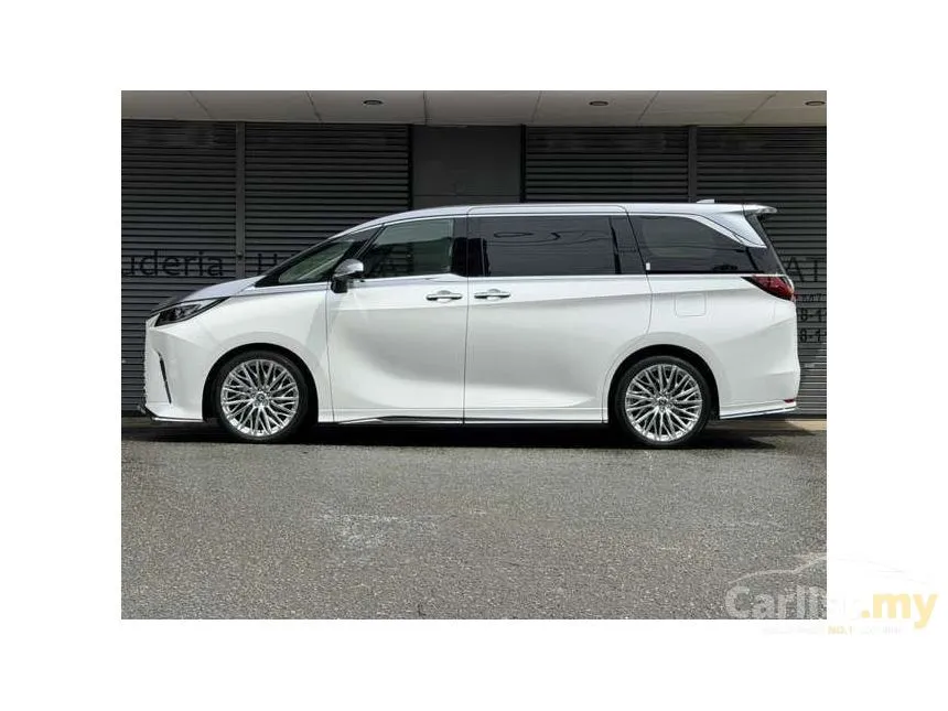 2024 Lexus LM 500h Version L 6 Seater MPV