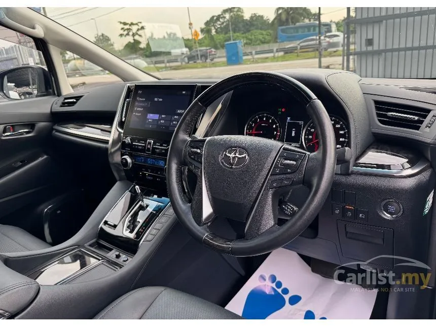 2021 Toyota Alphard MPV