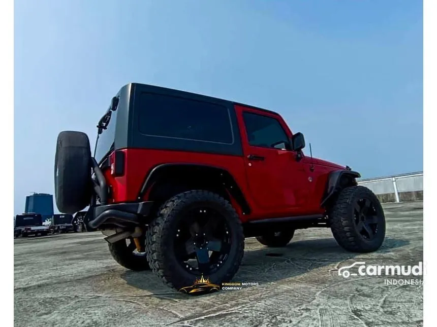 2012 Jeep Wrangler Unlimited Sahara SUV