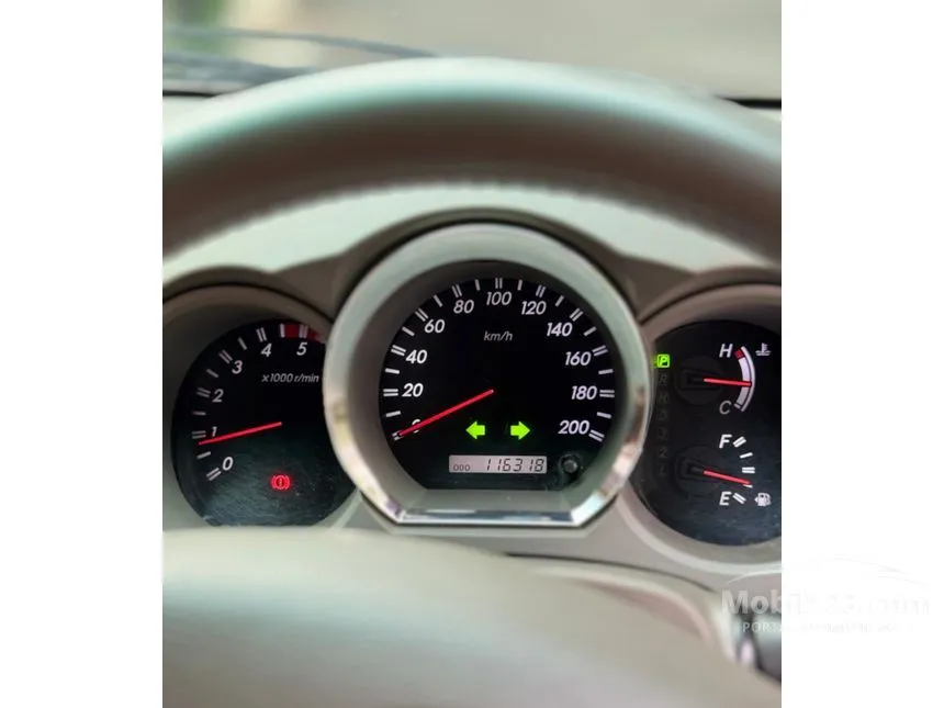 2011 Toyota Fortuner G SUV