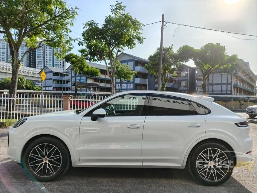 2024 Porsche Cayenne Coupe