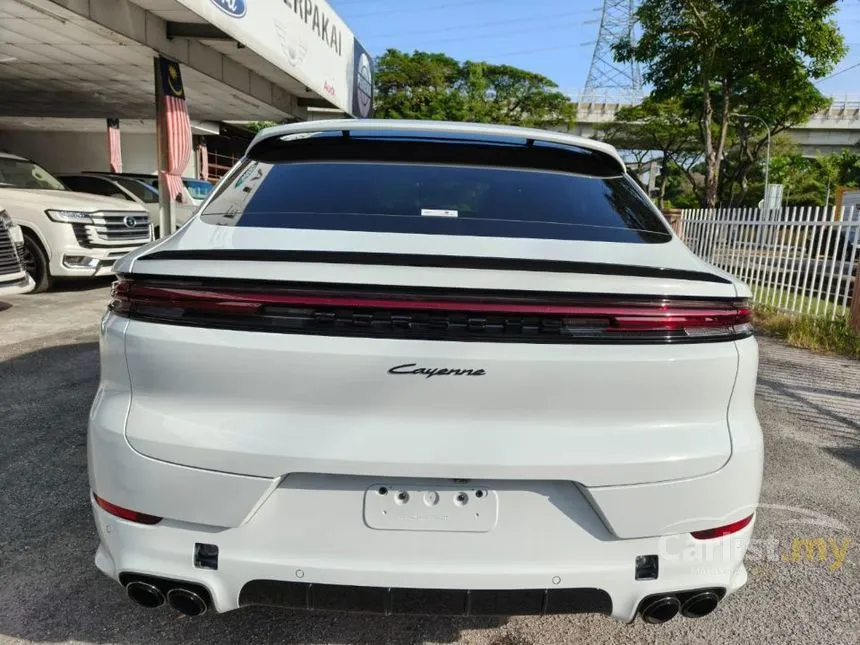 2024 Porsche Cayenne Coupe