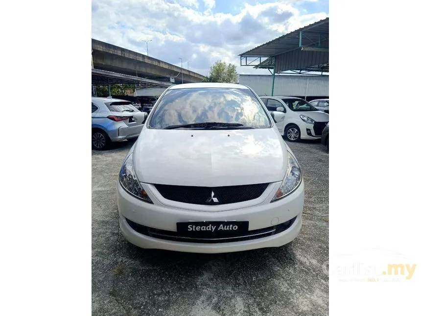 2009 Mitsubishi Grandis MPV