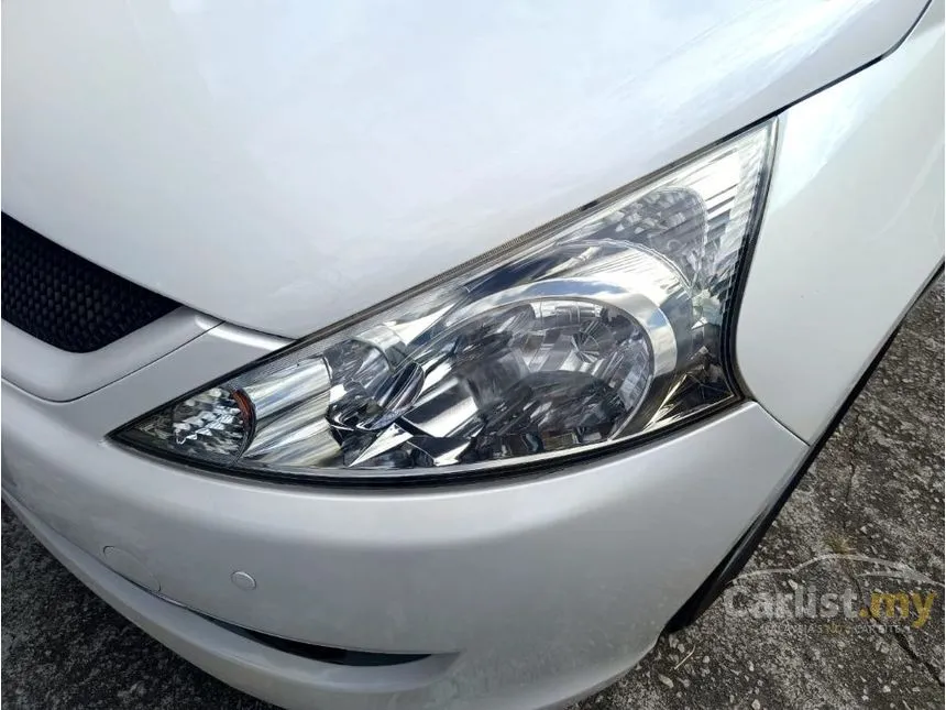 2009 Mitsubishi Grandis MPV