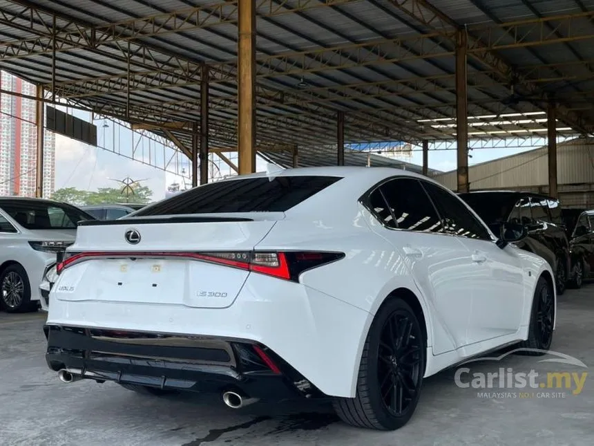 2021 Lexus IS 300 F Sport Sedan