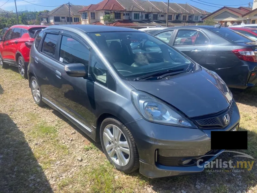 2011 Honda Jazz V Hatchback