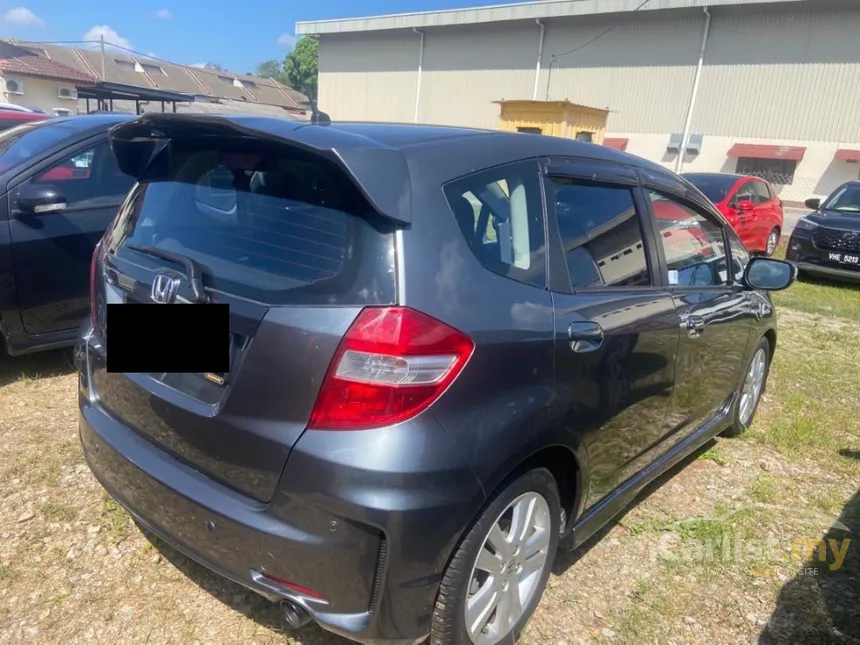 2011 Honda Jazz V Hatchback