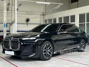 2024 BMW 735i 3.0 M Sport Sedan
