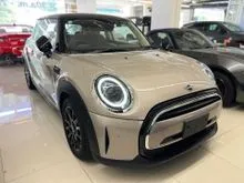 MINI COOPER 1.5T (MILEAGE ONLY 4K km) NEGO FOR SERIOUS BUYER. FREE SERVICE PACKAGE