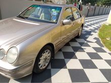 2001 Mercedes-Benz E200K 2.0 Elegance Sedan