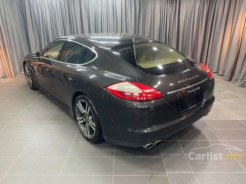 2009 Porsche Panamera 4S Hatchback