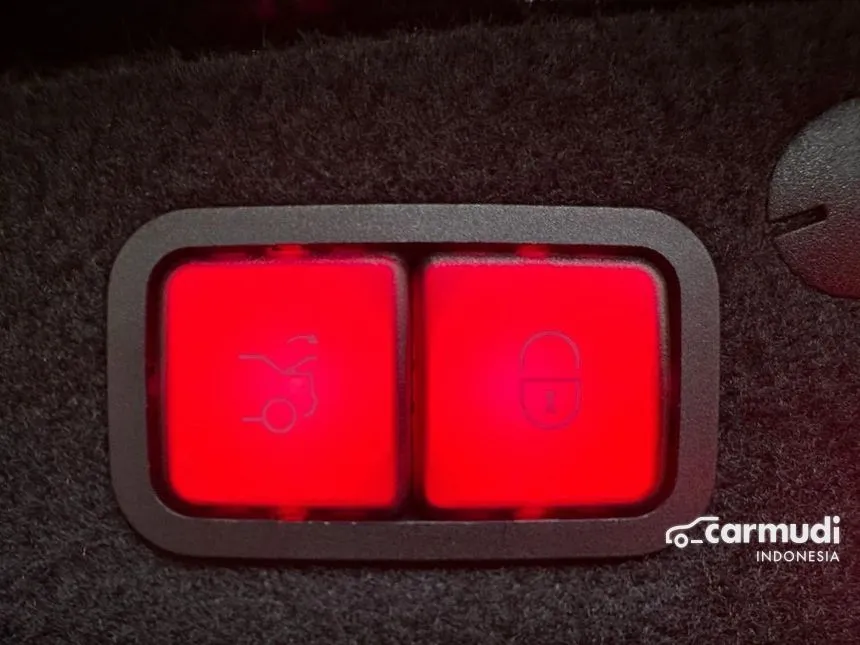 2019 Mercedes-Benz C300 AMG Line Sedan