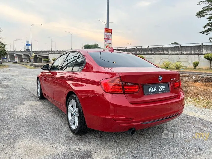 2012 BMW 320i Sport Line Sedan