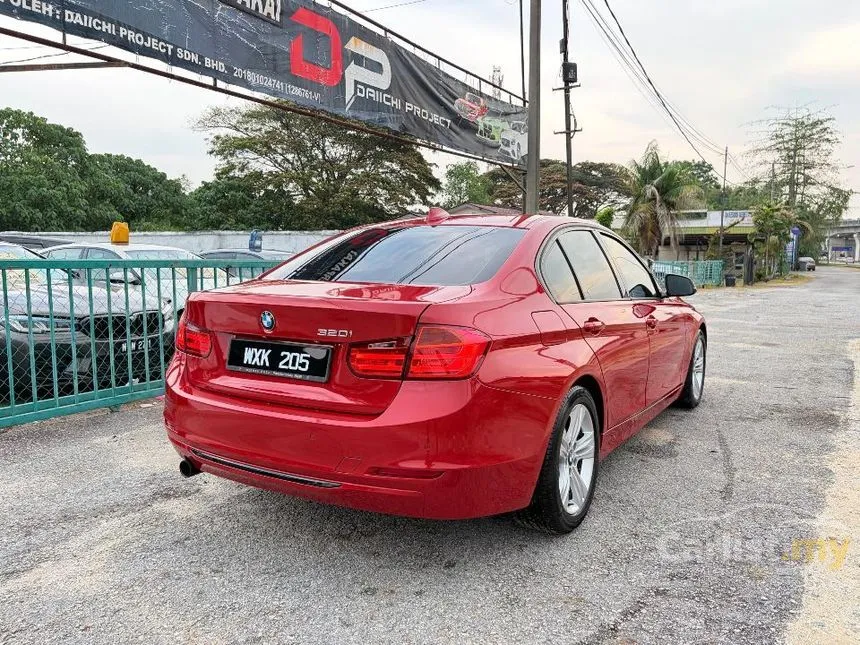 2012 BMW 320i Sport Line Sedan