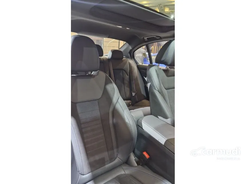 2025 BMW 330i M Sport Pro Sedan