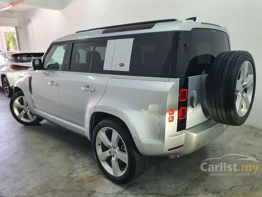 2022 Land Rover Defender 110 P300 XS SUV