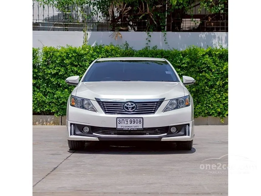 2014 Toyota CAMRY G Extremo Sedan