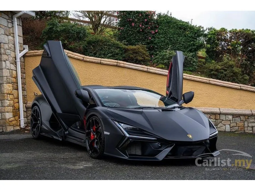 2025 Lamborghini Revuelto Coupe
