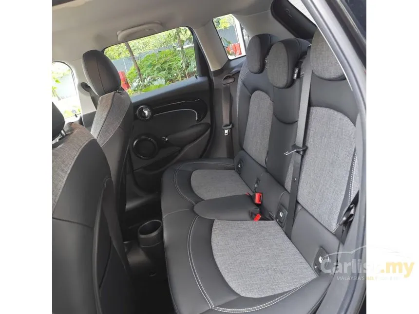2021 MINI Cooper Premium Plus Package Essential Trim Hatchback