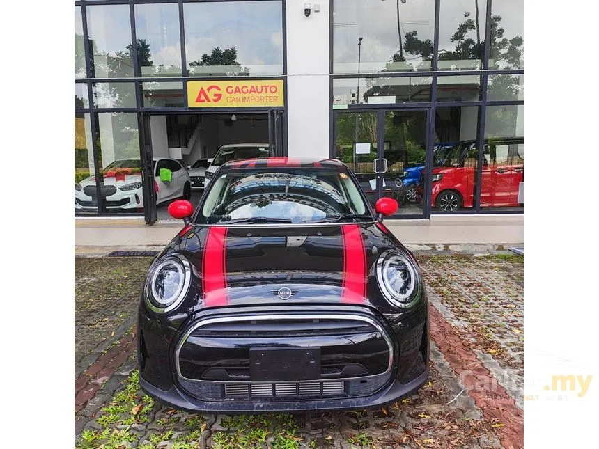 2021 MINI Cooper Premium Plus Package Essential Trim Hatchback
